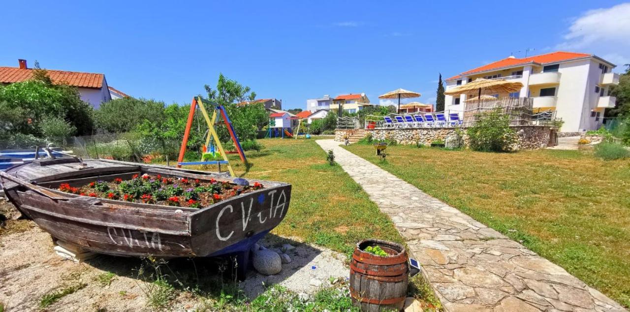 Apartments Cvita Holiday Rogoznica  Buitenkant foto